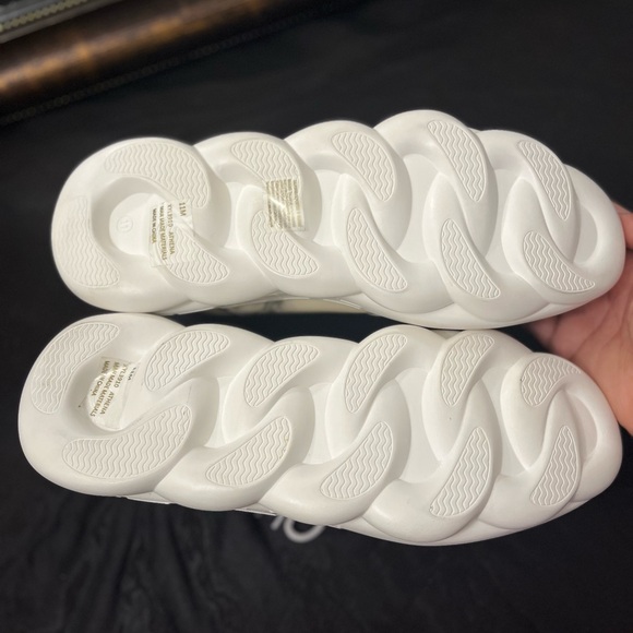 CAPE ROBBIN: Athena Sneakers, Athena/Marble. - Picture 11 of 16